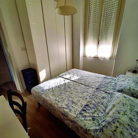 Accogliente E Ristrutturato Bilocale In Centro Vista Mare