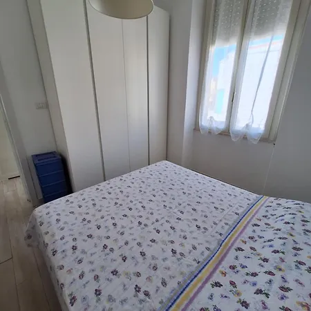Accogliente E Ristrutturato Bilocale In Centro Vista Mare Apartment *