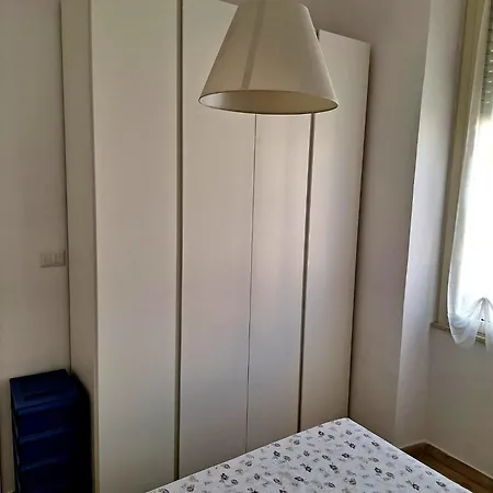 Accogliente E Ristrutturato Bilocale In Centro Vista Mare *